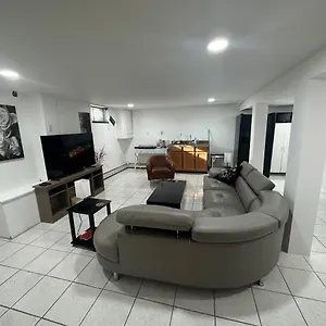 Cozy Spacious Guest Apartment